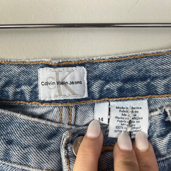 Vintage Calvin Klein Jean Light Wash Easy Fit Jean Men's Sz. 14x32 Flawed - Picture 4 of 11